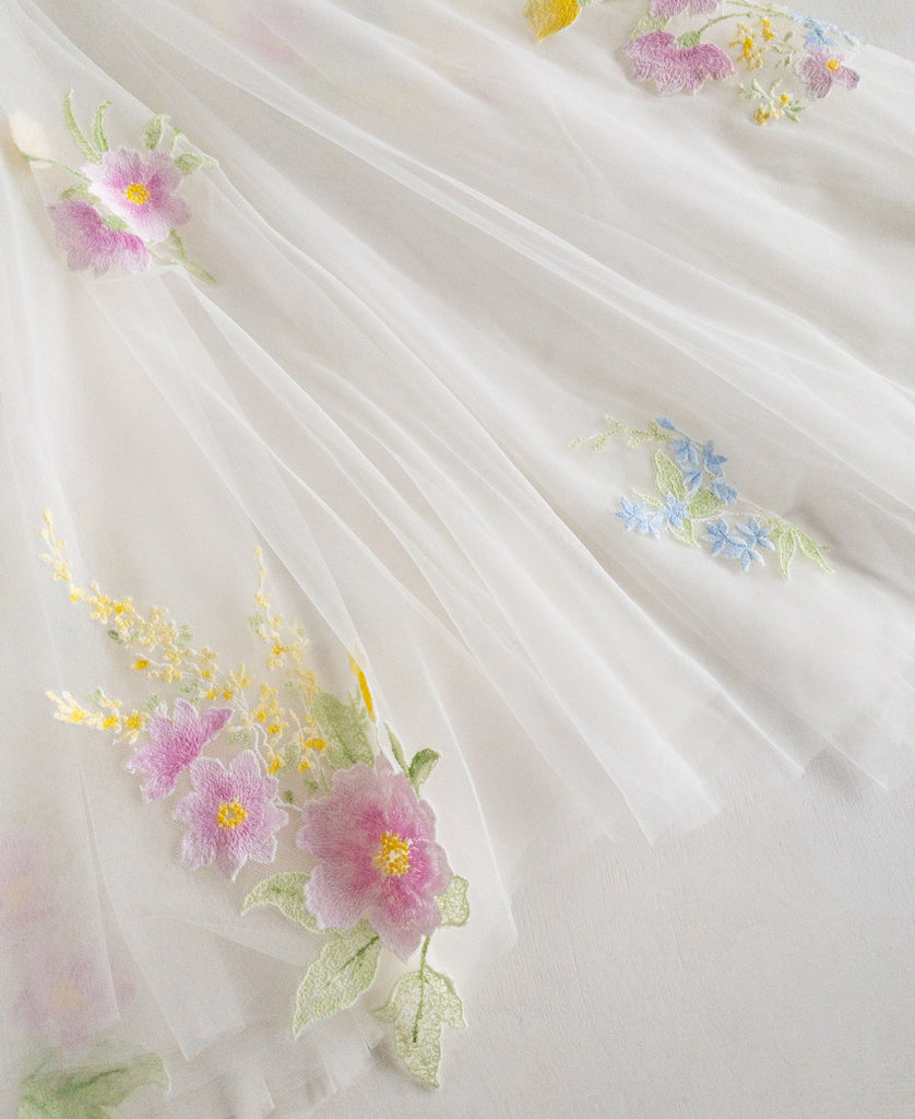 Tara Veil