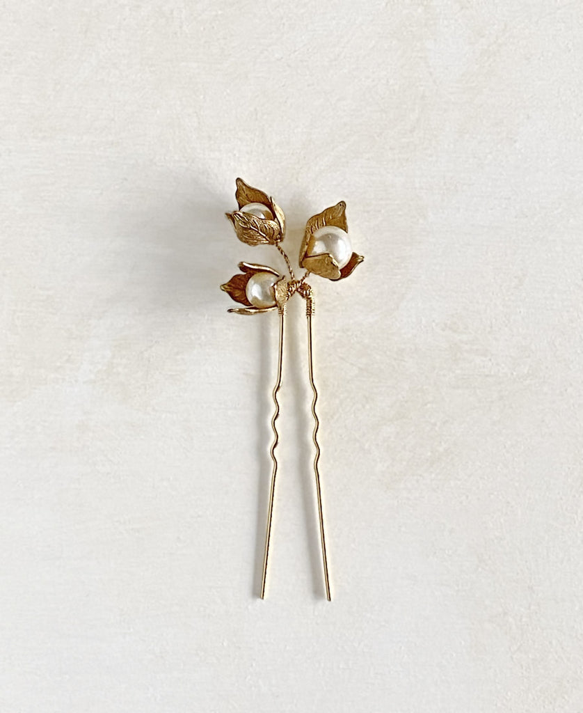 Calanthe Pin