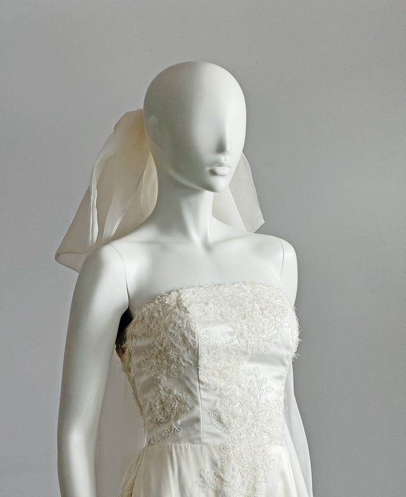 Emma eco-friendly, fair trade silk organza bridal bow/veil