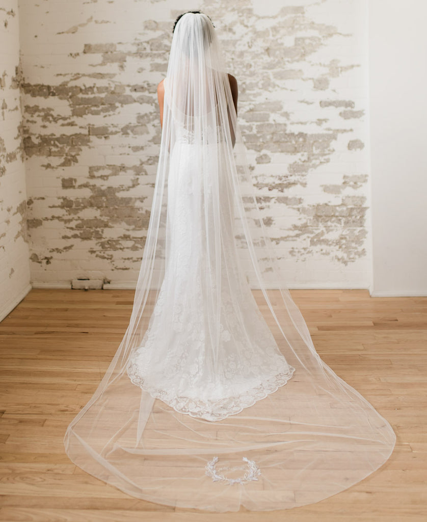 Laurel Leaf Veil